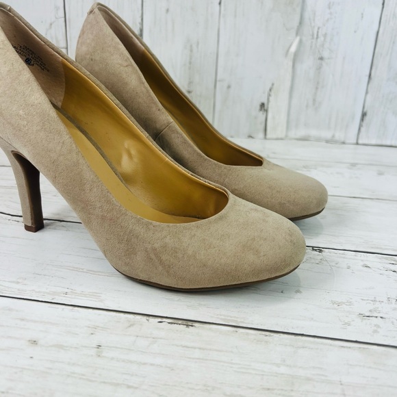 Kelly & katie Isabel Faux Suede Round Toe Size 6.5 M Women's Heel Shoes Tapue - Picture 4 of 12